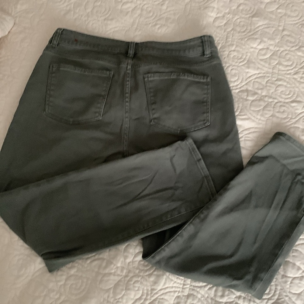 Talbots army green straight leg jeans size 8 - Picture 13 of 13